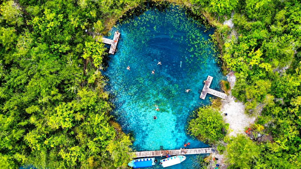 El paraíso del Cráter Azul · Guatemala